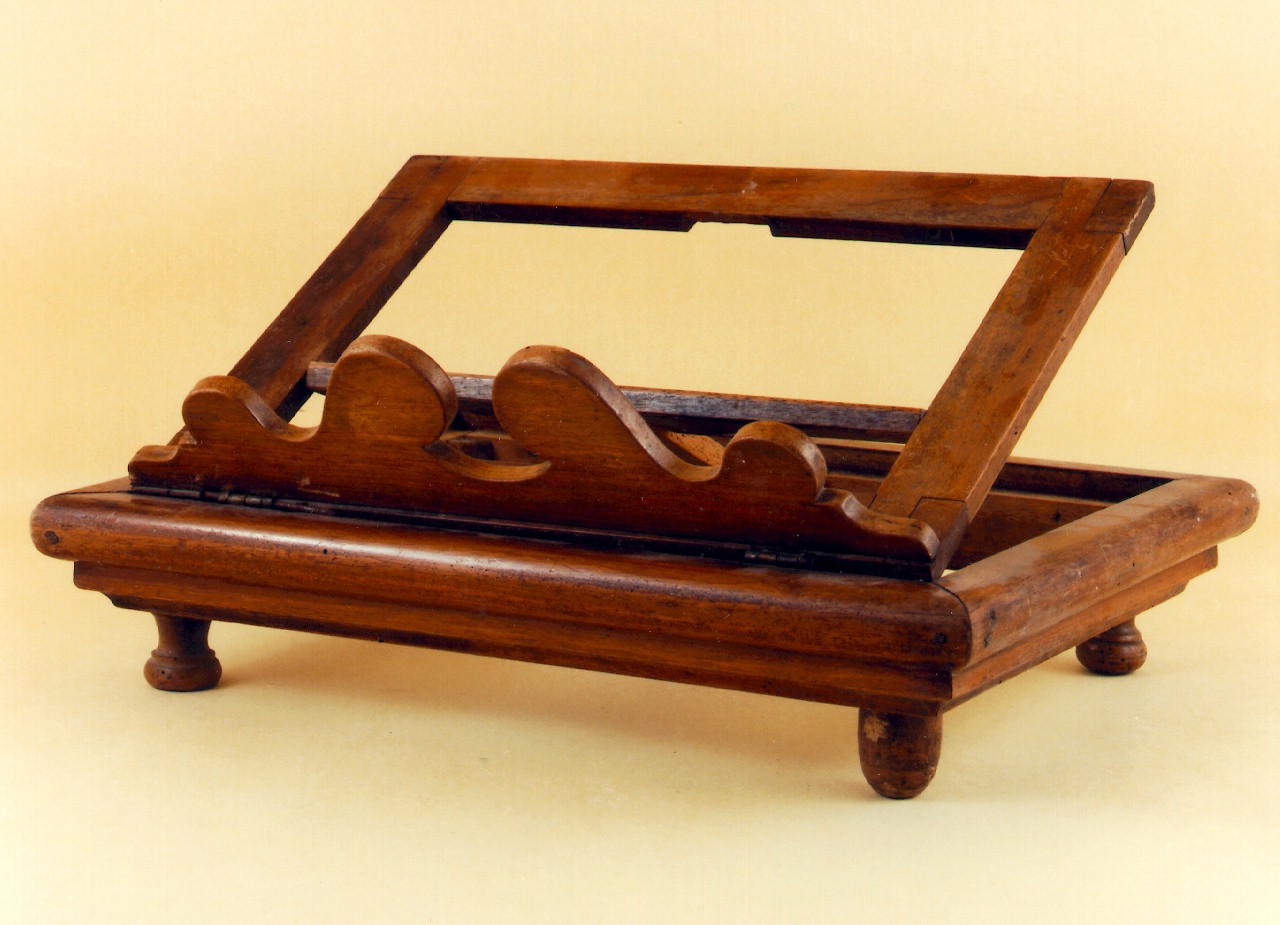 leggio d'altare - ambito cappuccino (inizio sec. XX)