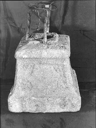 base per croce - bottega toscana (sec. XVII)