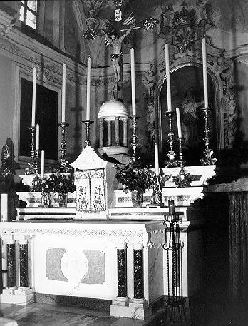 altare maggiore - bottega apuana (inizio sec. XX)