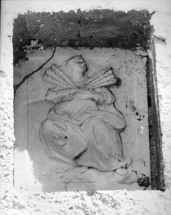 MADONNA ADDOLORATA (rilievo) - bottega italiana (fine/inizio secc. XVII/ XVIII)