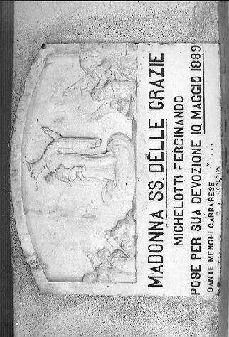 Madonna con personaggi che implorano il suo aiuto (rilievo) di Meghini Dante (sec. XIX)