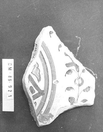 piatto, frammento - bottega italiana (secc. XV/ XVI)