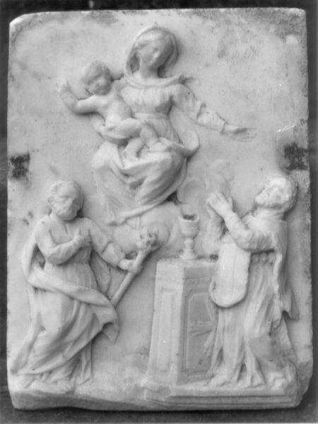 Madonna in gloria (rilievo) - bottega apuana (sec. XVII)