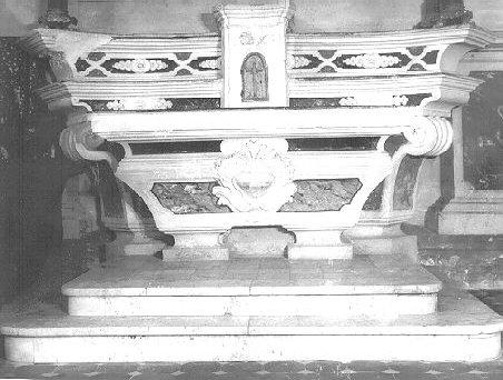 altare (prima metà sec. XIX)