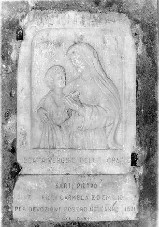 Gesù fanciullo nella bottega di San Giuseppe con la Madonna (rilievo) - bottega apuana (sec. XX)