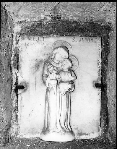 SANT'ANTONIO DA PADOVA (rilievo) - bottega apuana (sec. XX)