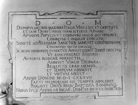 lapide commemorativa - bottega apuana (sec. XVII)