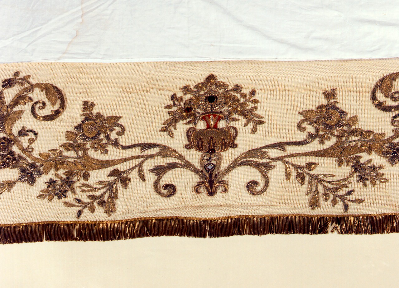 guarnizione di tovaglia d'altare - manifattura siciliana (Prima metà sec. XIX)