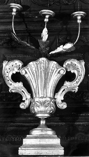 candelabro, serie - bottega italiana (fine/inizio secc. XVIII/ XIX)