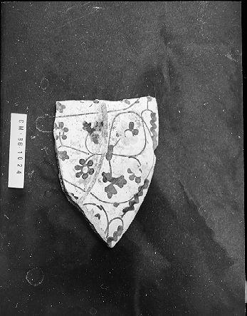 piatto, frammento - bottega italiana (secc. XIII/ XIV)