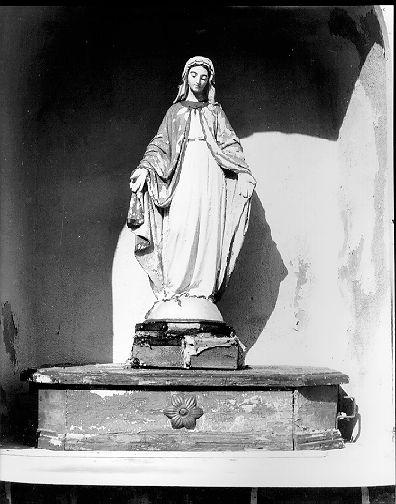 IMMACOLATA CONCEZIONE (statuetta) - bottega apuana (sec. XX)