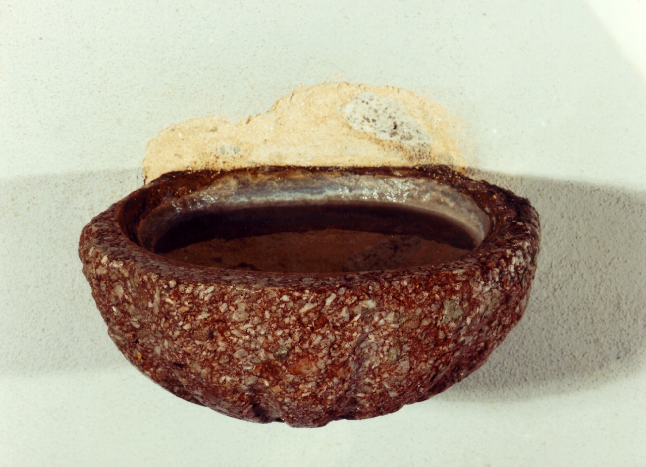 acquasantiera da parete - ambito siciliano (Prima metà sec. XIX)