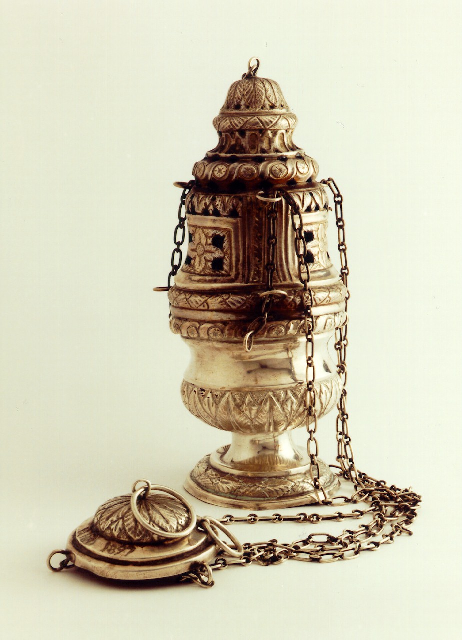 turibolo - a corpo sagomato - bottega siciliana (Seconda metà sec. XIX)