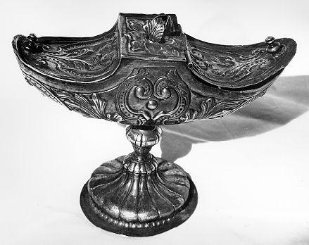 navicella portaincenso - bottega ligure (?) (sec. XVIII)