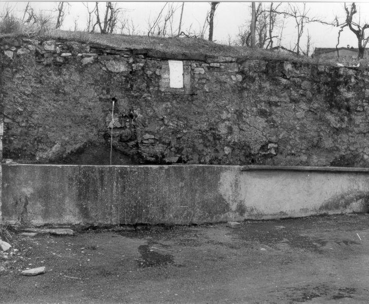 SANT'ANTONIO ABATE (rilievo) - bottega apuana (sec. XX)