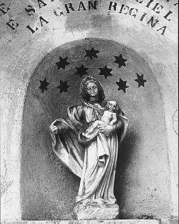 MADONNA CON BAMBINO (statuetta) - bottega apuana (sec. XVIII)