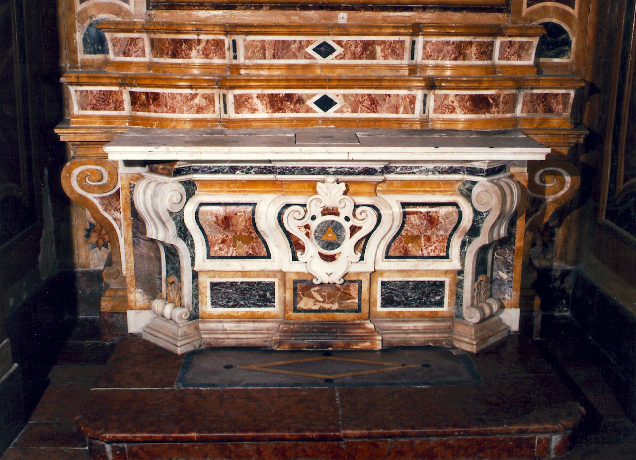 altare - a blocco - ambito siciliano (Fine/inizio secc. XVIII/ XIX)