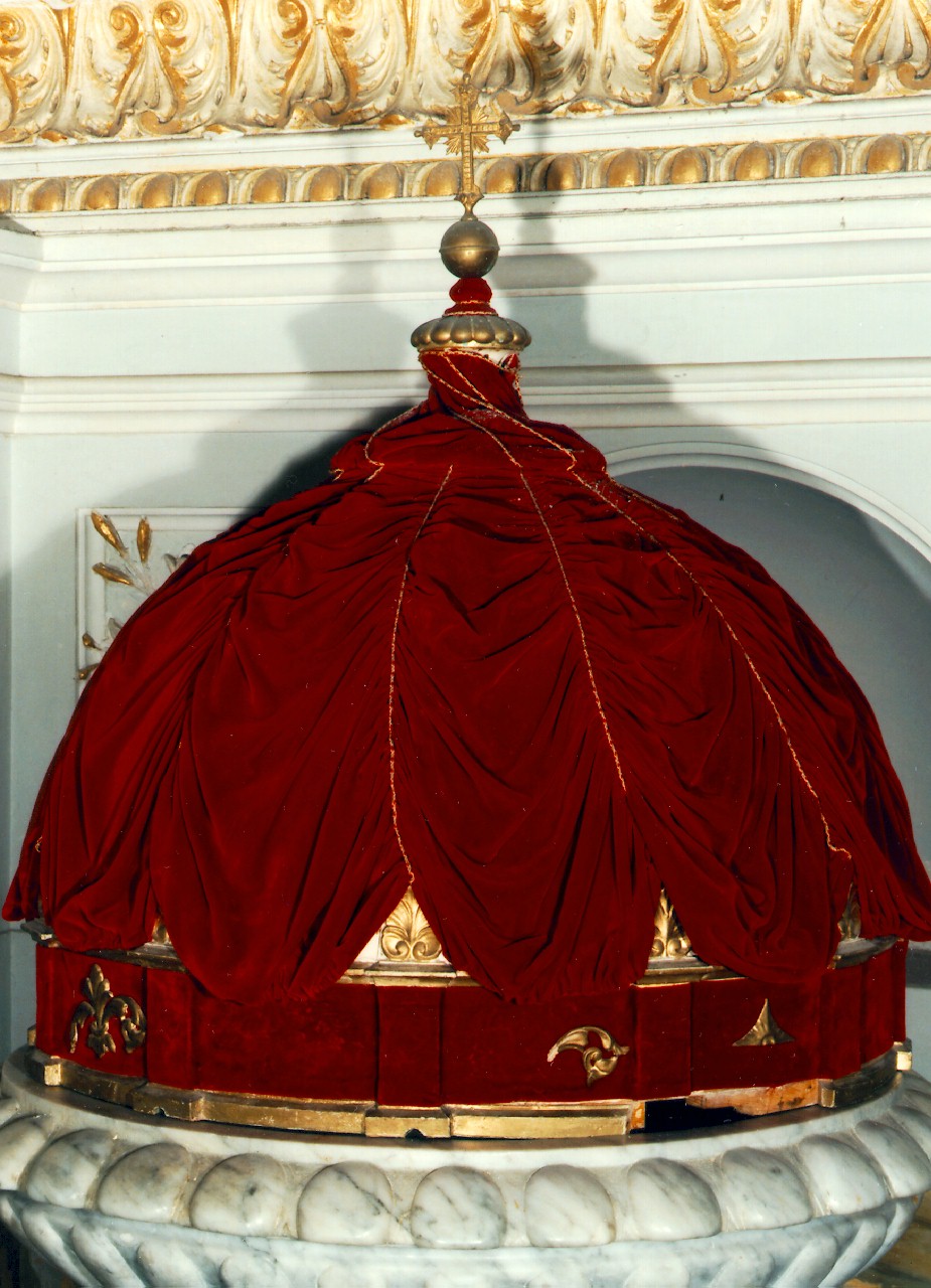 coprifonte - produzione siciliana (sec. XX)