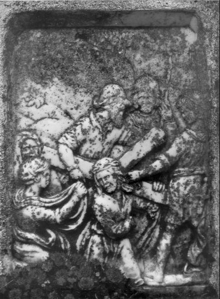 stazione VI: Gesù asciugato dalla Veronica (rilievo) - bottega italiana (seconda metà sec. XVII)