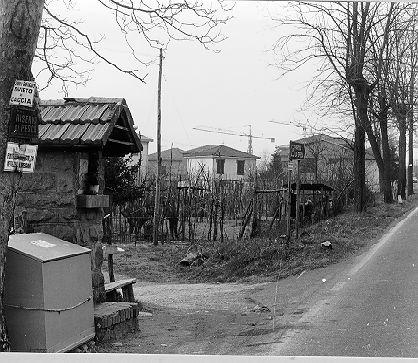 FUGA IN EGITTO (rilievo) - bottega apuana (sec. XX)