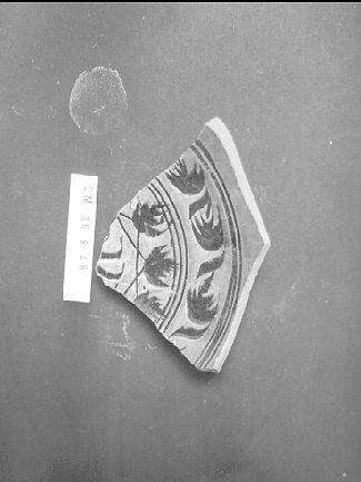 piatto, frammento - bottega italiana (secc. XV/ XVI)