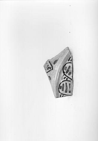 piatto, frammento - bottega italiana (sec. XVI)