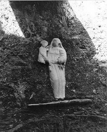 MADONNA CON BAMBINO (rilievo) - bottega italiana (inizio sec. XVIII)