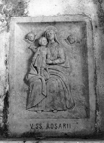 MADONNA DEL ROSARIO (rilievo) - bottega italiana (sec. XVIII)