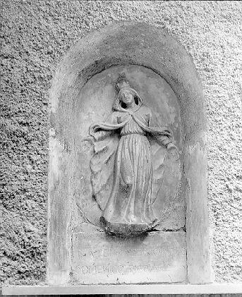 MADONNA DELLA MISERICORDIA (rilievo) - bottega italiana (sec. XIX)