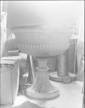 fonte battesimale - ambito apuoversiliese (seconda metà sec. XIX)