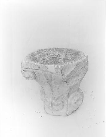 capitello - ambito apuoversiliese (seconda metà sec. XIX)