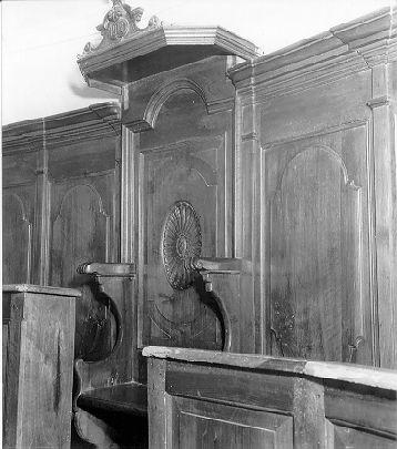 stalli del coro - bottega italiana (sec. XX)