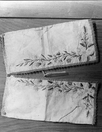 conopeo di tabernacolo - manifattura italiana (sec. XIX)