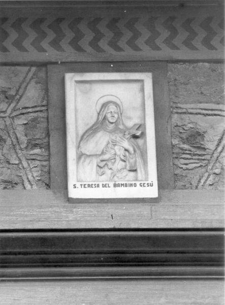 Santa Teresa del Bambino Gesù (rilievo) - bottega italiana (sec. XX)