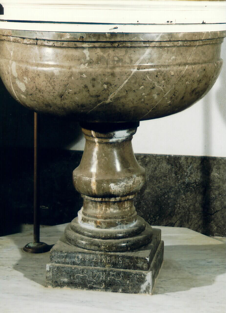 fonte battesimale - ambito siciliano (sec. XVIII)