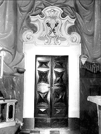 porta - a due battenti - bottega apuana (sec. XVIII)