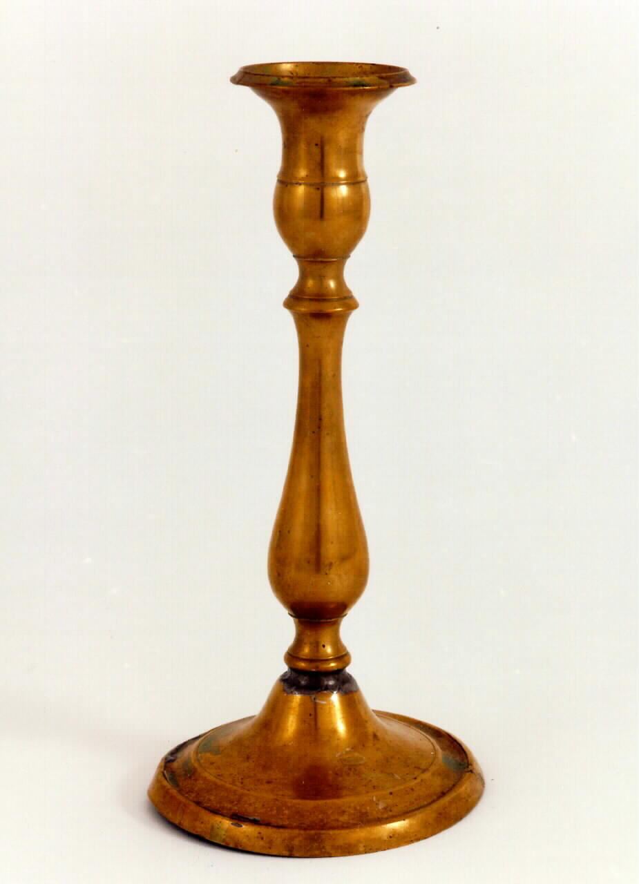 candeliere d'altare, serie - bottega siciliana (Fine/inizio secc. XIX/ XX)