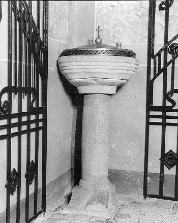 fonte battesimale - bottega italiana (sec. XV)