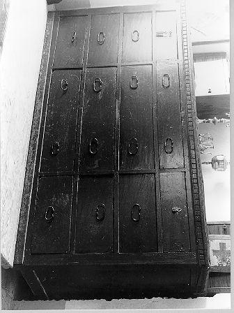 cassettone - bottega toscana (fine sec. XVIII)