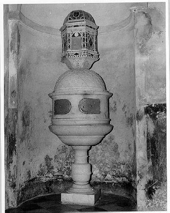 fonte battesimale - bottega apuana (sec. XVII)