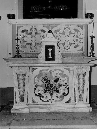 altare - bottega apuana (sec. XVII)