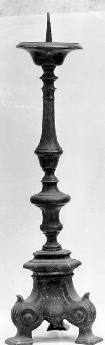candelabro, serie - bottega italiana (fine/inizio secc. XVII/ XVIII)