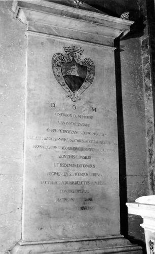 lapide tombale - ambito apuoversiliese (sec. XIX)