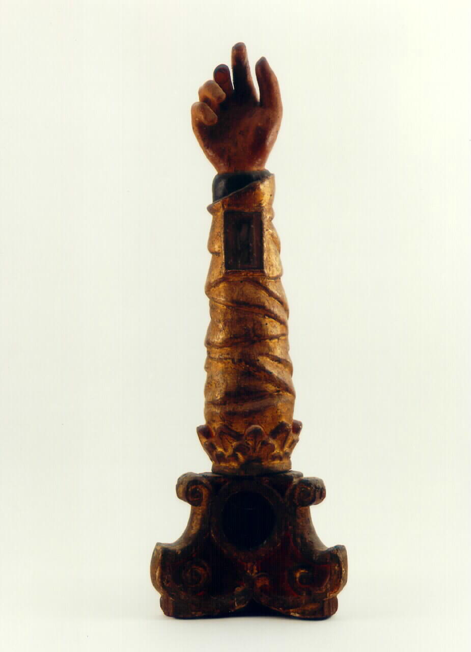 reliquiario - a braccio - ambito siciliano (Prima metà sec. XVIII)