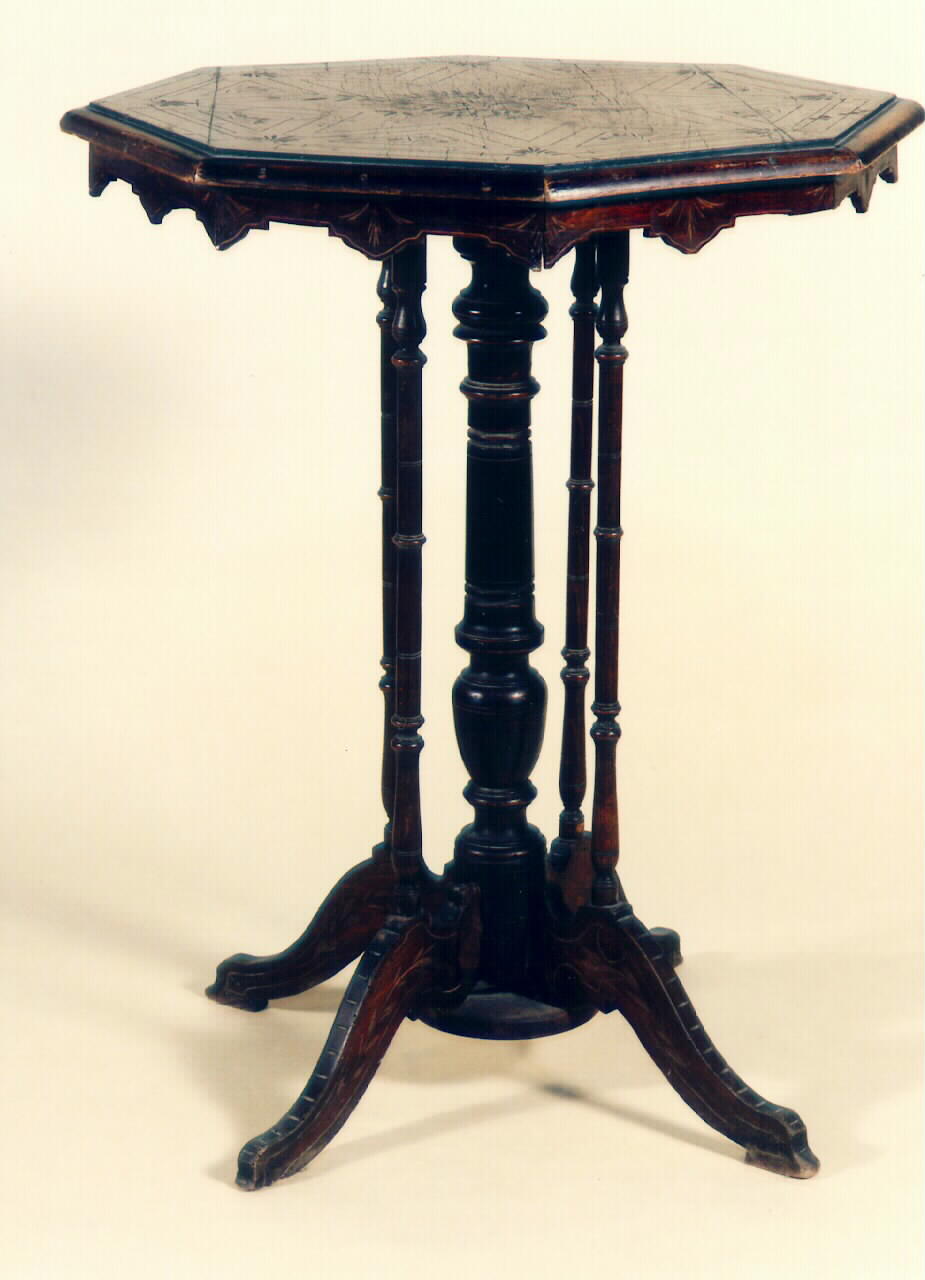 tavolino - produzione siciliana (Seconda metà sec. XIX)