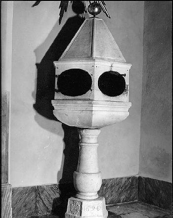 fonte battesimale - a fusto - bottega italiana (sec. XVII)