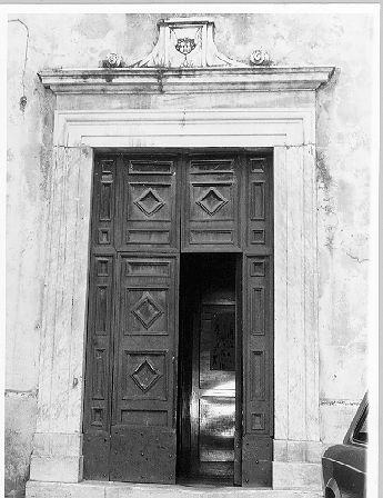 portale - bottega apuana (sec. XVI)