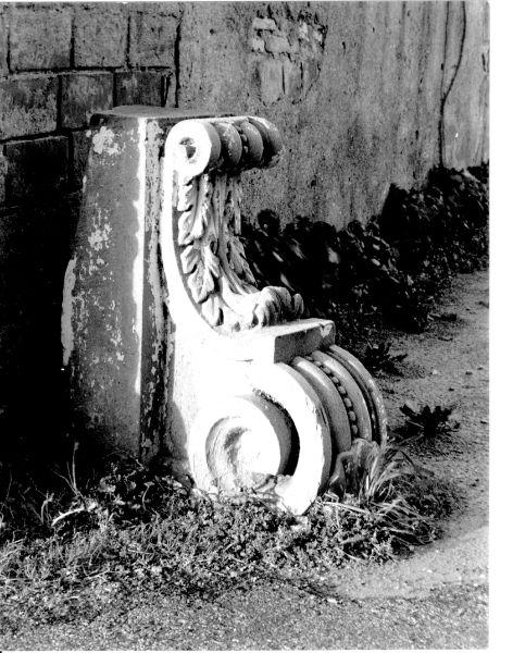 mensola, serie - bottega toscana (sec. XVIII)