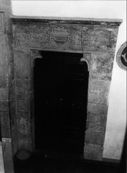 stipite di porta - bottega toscana (sec. XVI)