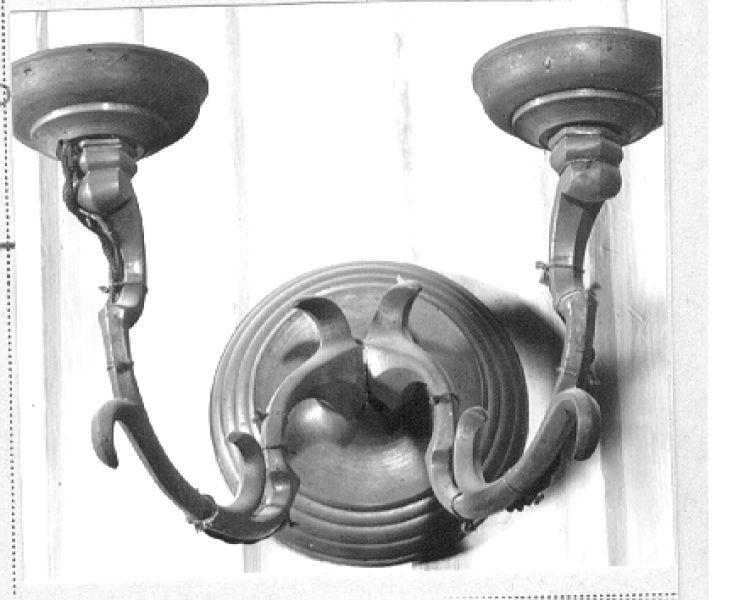 candeliere da parete, serie - bottega italiana (sec. XVIII)